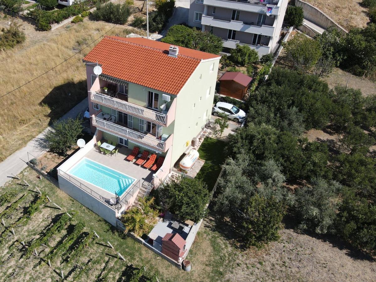 Apartment M&M With Private Pool Kučine Exterior foto