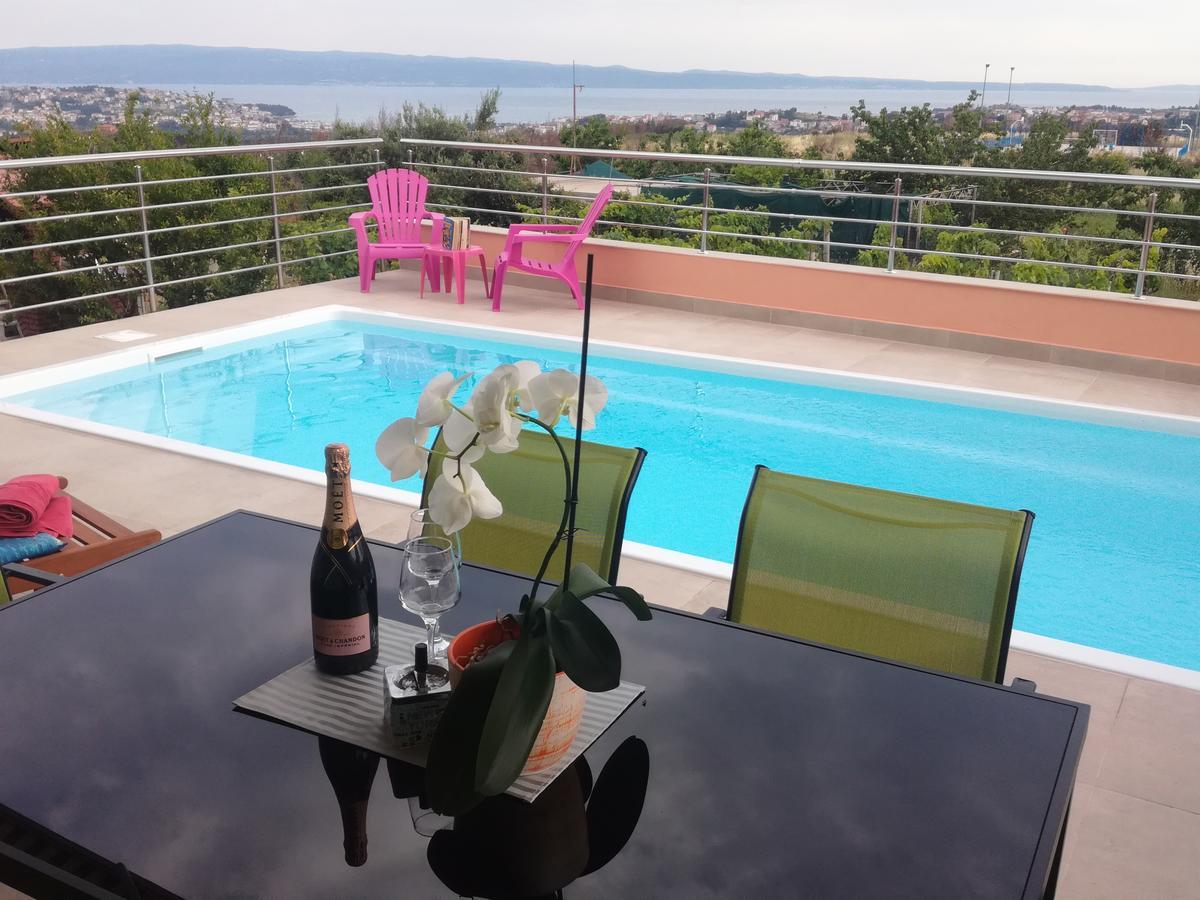 Apartment M&M With Private Pool Kučine Exterior foto